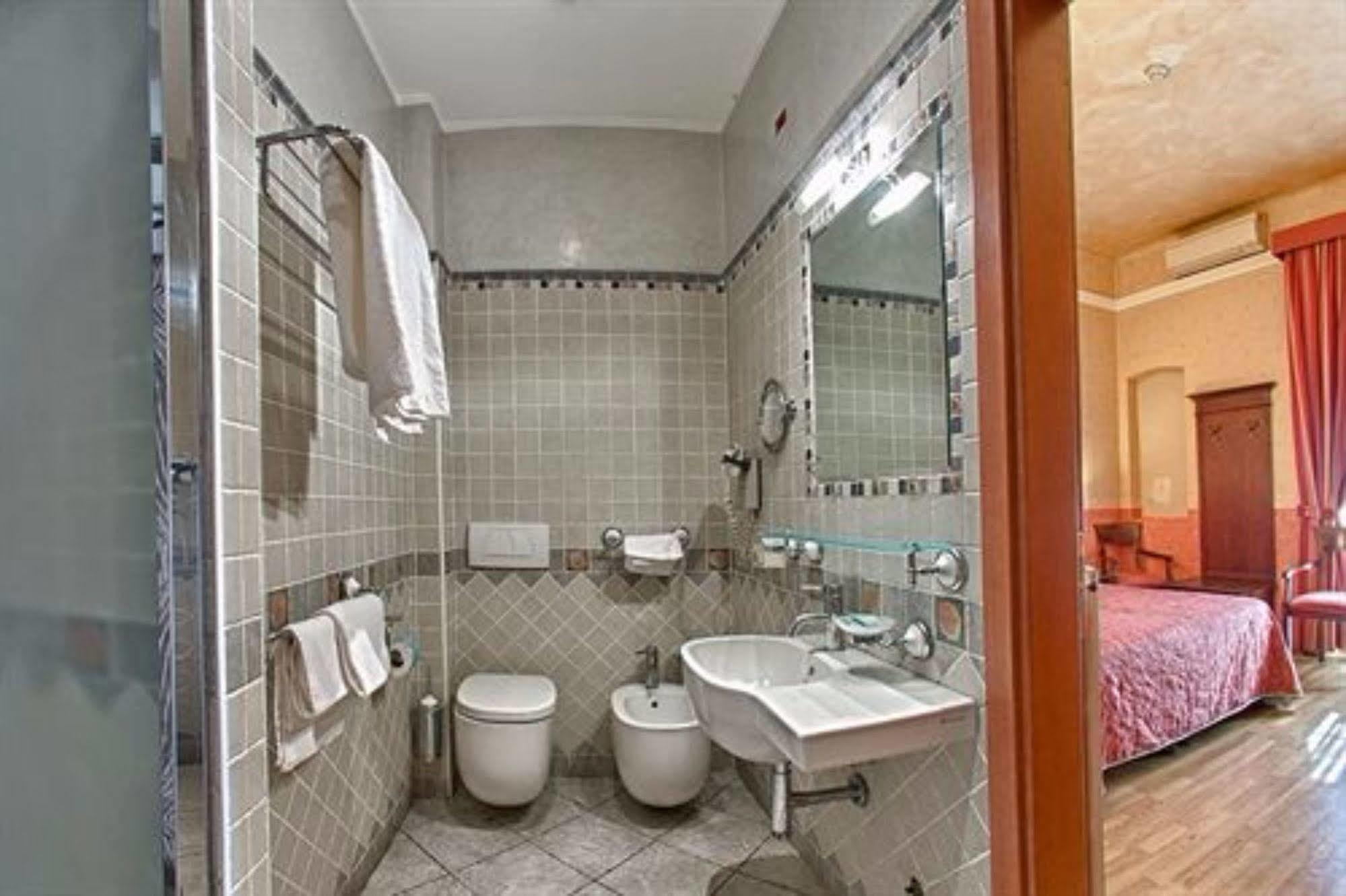 Hotel Pedrini Bolonya Dış mekan fotoğraf