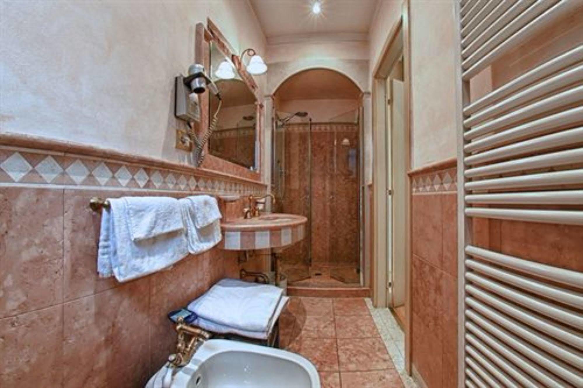 Hotel Pedrini Bolonya Dış mekan fotoğraf