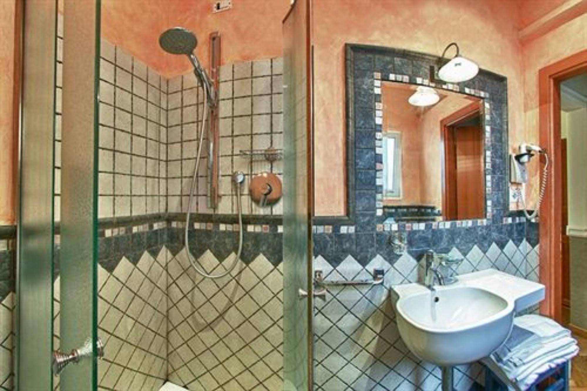Hotel Pedrini Bolonya Dış mekan fotoğraf